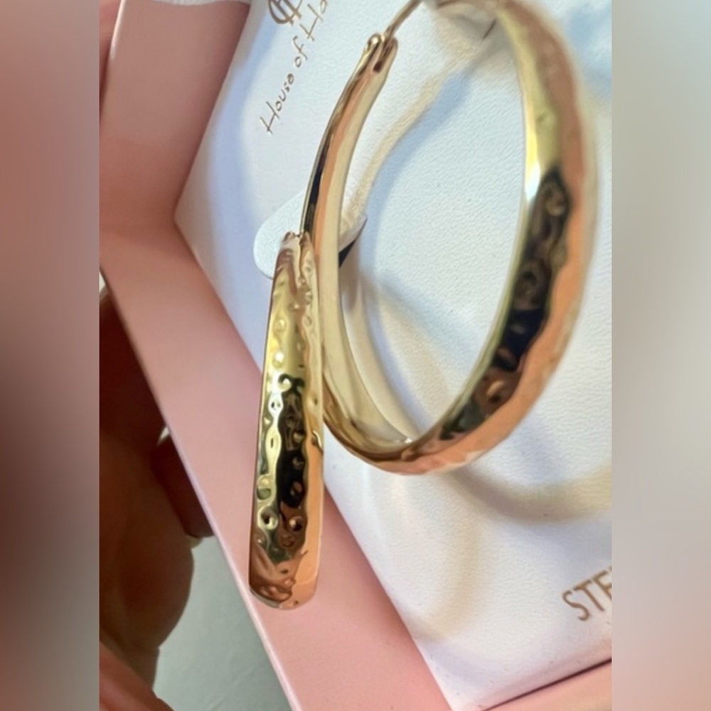 NIB House of Harlow 1960 Gold Tone Hammered Hoop Earrings